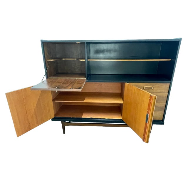 Mid-Century Modern Walnut Storage Cabinet / Credenza With Black Frame, 1950s For Sale In Los Angeles - Image 6 of 17