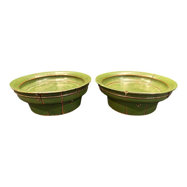 Vintage Wooden Asian Decorative Bowls in Avocado Green - A Pair For Sale