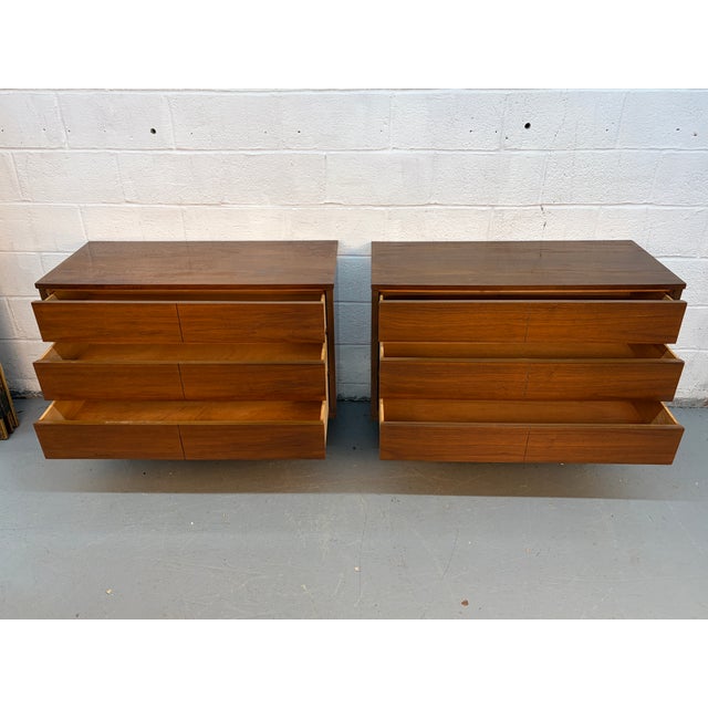Mid 20th Century Walnut Sculpted Pull Three Drawer Dresser Pair For Sale In New York - Image 6 of 11