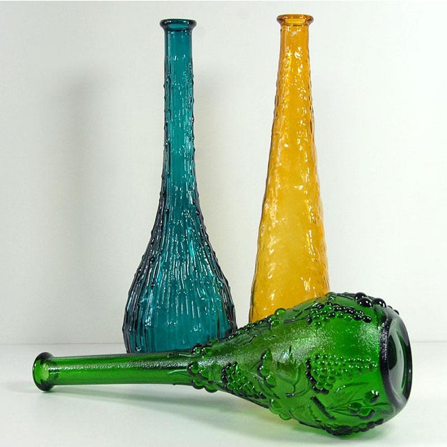 Italian Glass Empoli Decanters, 1960s, Set of 3 For Sale - Image 4 of 9