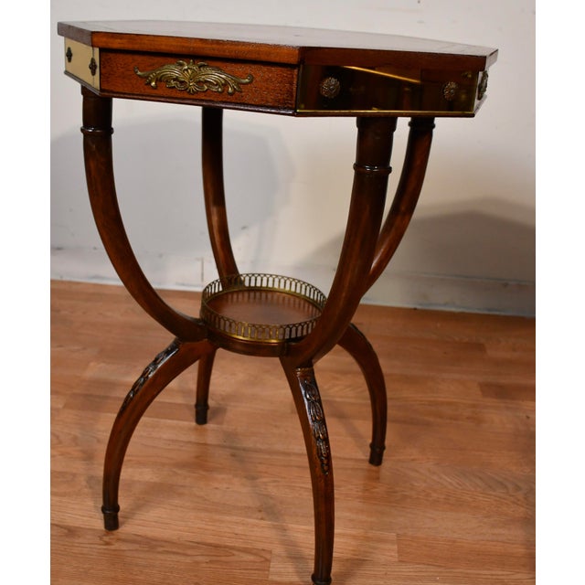 1930s English Regency Mahogany & Leather Top / Mirrored Pair of Side Tables / End Tables For Sale - Image 17 of 18