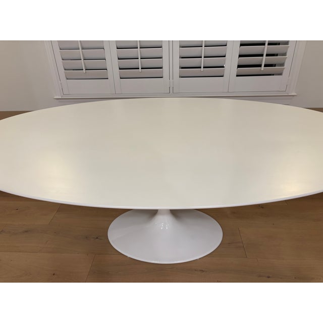Rove Concepts Attributed Tulip Lacquer Oval 78” Dining Table For Sale In Philadelphia - Image 6 of 9