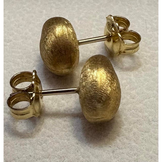 Contemporary 18k 750 Gold Pair of Stud Earrings Signed Marco Bicego Africa For Sale - Image 3 of 9