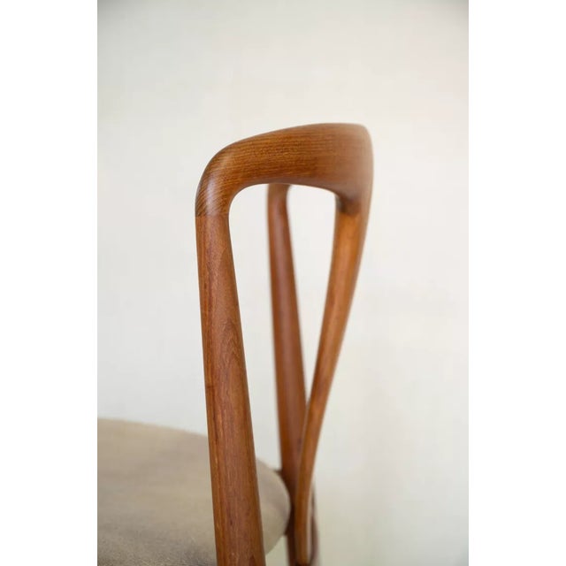 Johannes Andersen Juliance Chairs attributed to Johannes Andersen, 1960s, Set of 4 For Sale - Image 4 of 6