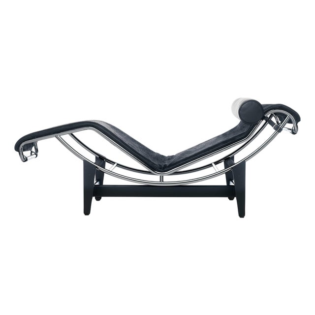 4 Durable Continuously Adjustable Chaise Lounge by Le Corbusier for Cassina For Sale