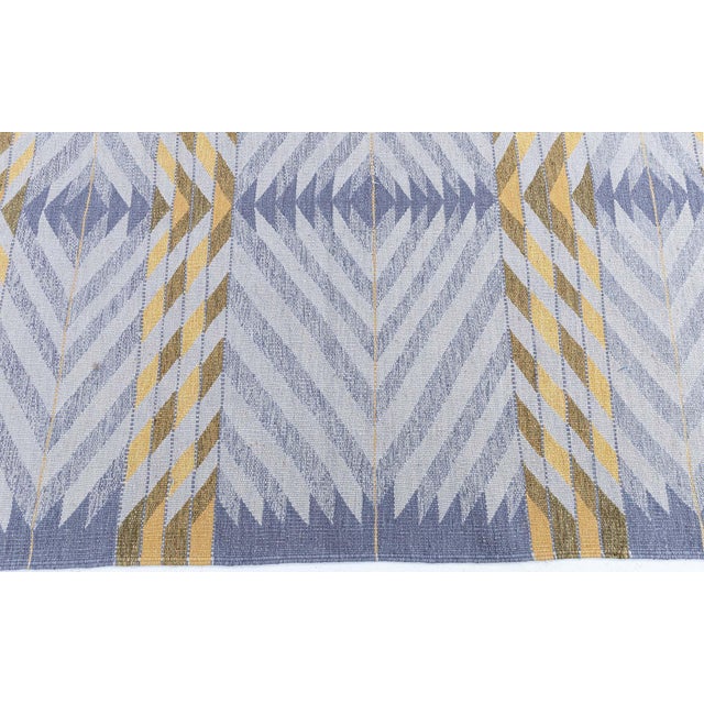 Early 21st Century "Chevronn" Modern Flatweave Chevron Ivory Hand-Knotted Rug by Doris Leslie Blau For Sale - Image 5 of 7