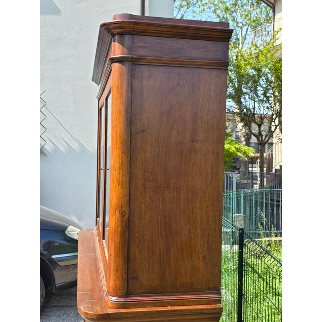 Brown Venetian Charles X Bookcase in Walnut, with Shutter Doors, 19th Century, 1830 For Sale - Image 8 of 13