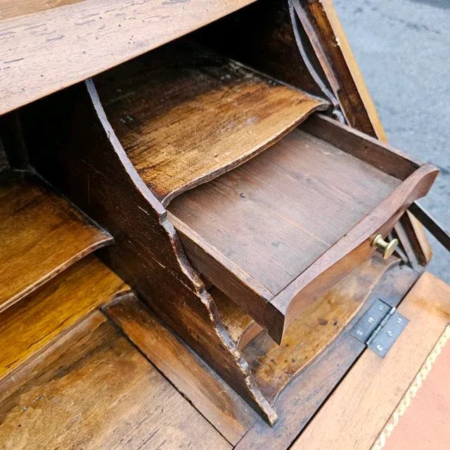 Antique 18th Century Louis XV Yellow Birch Desk "Bureau De Pente" For Sale - Image 10 of 18