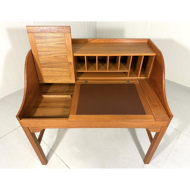 Wood Teak Desk by Andreas Hansen for Hadsten Træindustri, Denmark, 1980s For Sale - Image 7 of 18