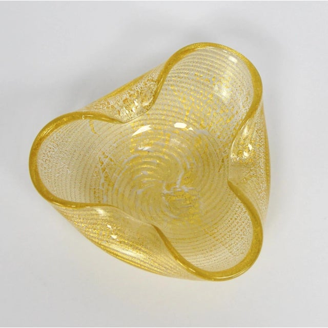 Postmodern Vide-Poche or Ashtray in Murano Glass with Gold Powder from Barovier & Toso For Sale - Image 3 of 5