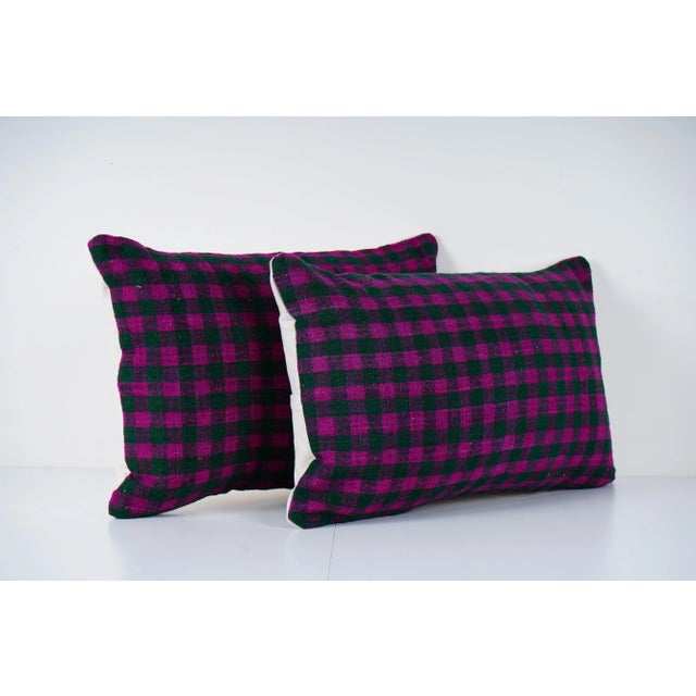 Handmade Turkish Rug Pillow Covers • Vintage Rug Decor Elevate your home decor with these exquisite 16" x 24" pillow...