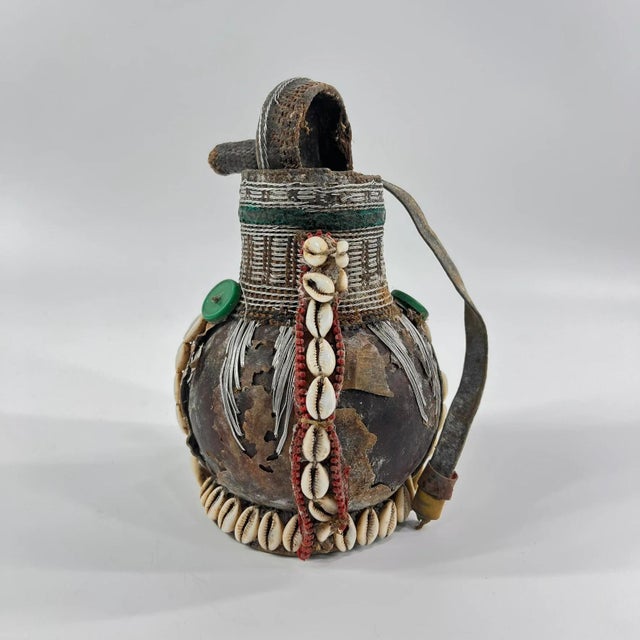 Early 20th Century Ethiopian Small Milk Jug with Lid For Sale In Denver - Image 6 of 11