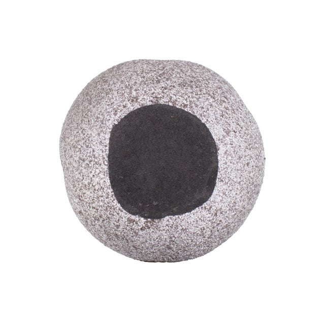 Kenneth Ludwig Chicago Modern Poire Sculpture in Polyresin For Sale - Image 4 of 11