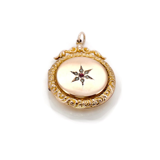 Metal Antique Pearl & Garnet Celestial Star Locket, 9kt Back and Front For Sale - Image 7 of 9