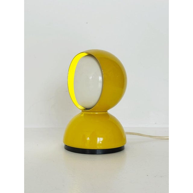 Eclisse Table Lamp by Vico Magistretti for Artemide, 1960s For Sale - Image 3 of 7