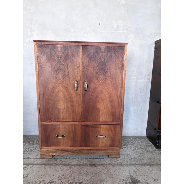 Art Deco Figured Walnut and Oak Cabinet, 1930s For Sale - Image 6 of 11