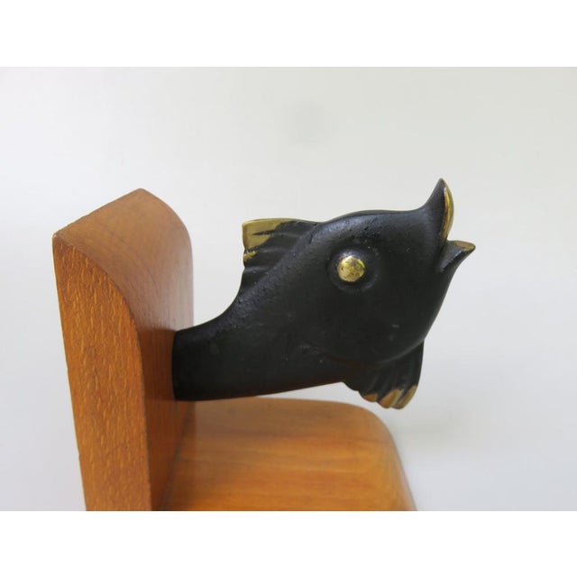 Fish Bookends in Bronze Black & Teak in the style of Walter Bosse, 1950s, Set of 2 For Sale - Image 13 of 18