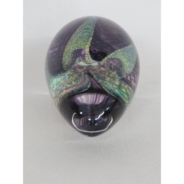 Glass Eye Studio Ges Purple Passion Flower Dichroic Art Egg Paperweight 5194b For Sale - Image 4 of 14