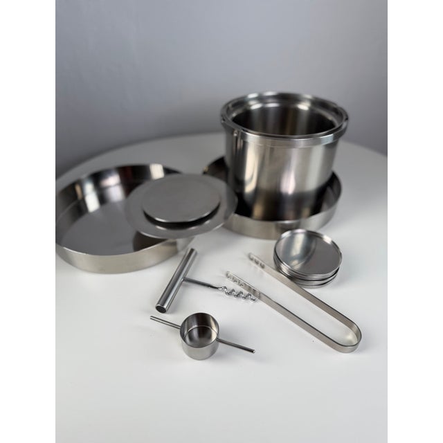 Metal Danish Cylinda-Line Bar Set in Stainless Steel by Arne Jacobsen for Stelton, 1970s, Set of 12 For Sale - Image 7 of 10