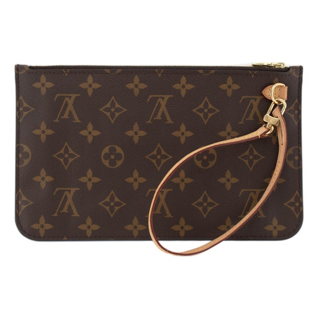 Louis Vuitton Neverfull Monogram Canvas Gold-Tone Hardware Wristlet Bag For Sale