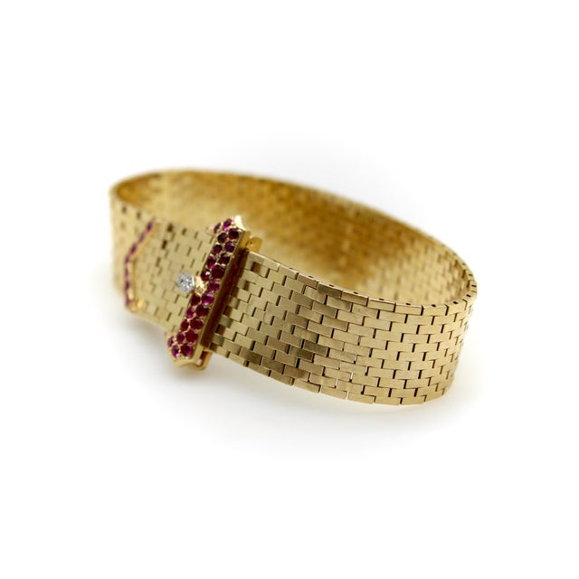 1940s Retro 14k Gold Ruby and Diamond Buckle Bracelet With Brick Link For Sale In Los Angeles - Image 6 of 13