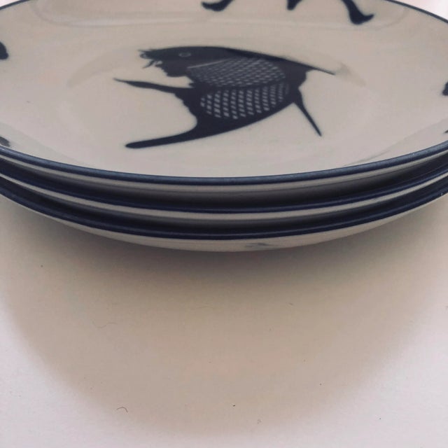 Vintage Koi Fish Design set of 3 Low Bowls 8.90 "D X 2.25"H ,No makers mark, in excellent condition.