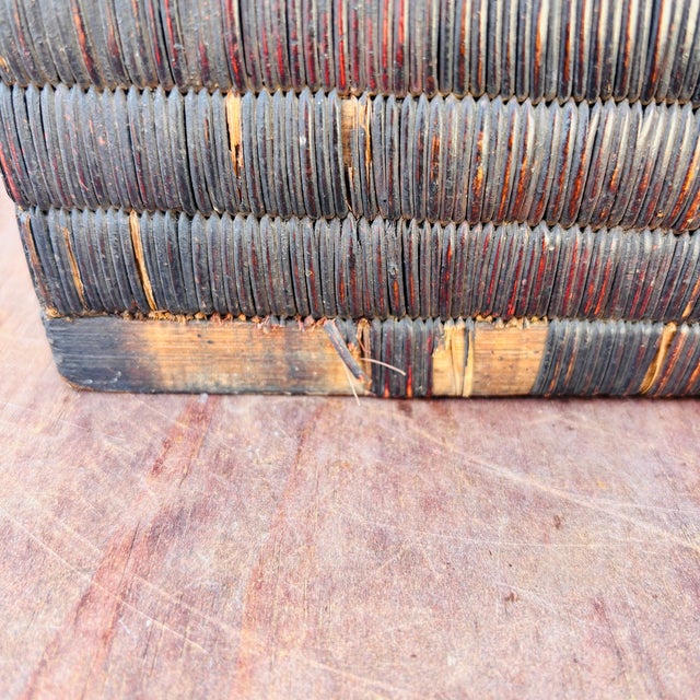 Early 1900s Rustic Rattan Box With Lid For Sale - Image 12 of 13