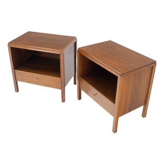 Pair Finished Back Danish Mid Century Modern One Drawer Walnut Night Stands MINT For Sale