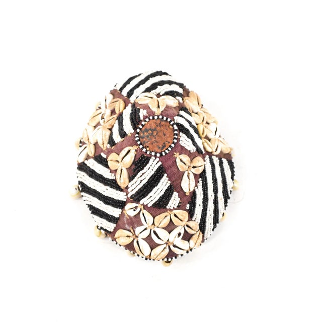 Early 20th Century Kuba Beaded Noble's Hat with Cowrie Shells For Sale In Denver - Image 6 of 7