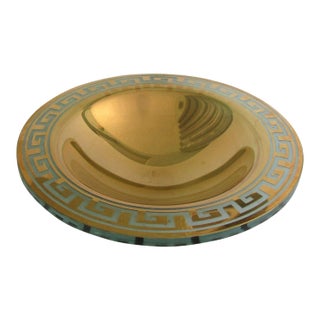 1990s Stephen Schlanser Signed Gold Art Glass Centerpiece Bowl With Etched Greek Key Design For Sale