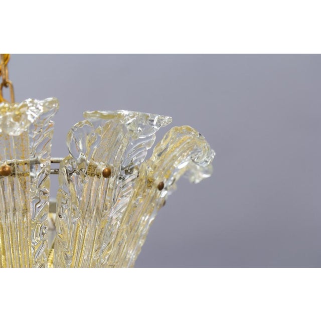 Mid-Century Italian Murano Glass Gold Inclusion Foliage Pendant Light, 1950s For Sale - Image 6 of 18