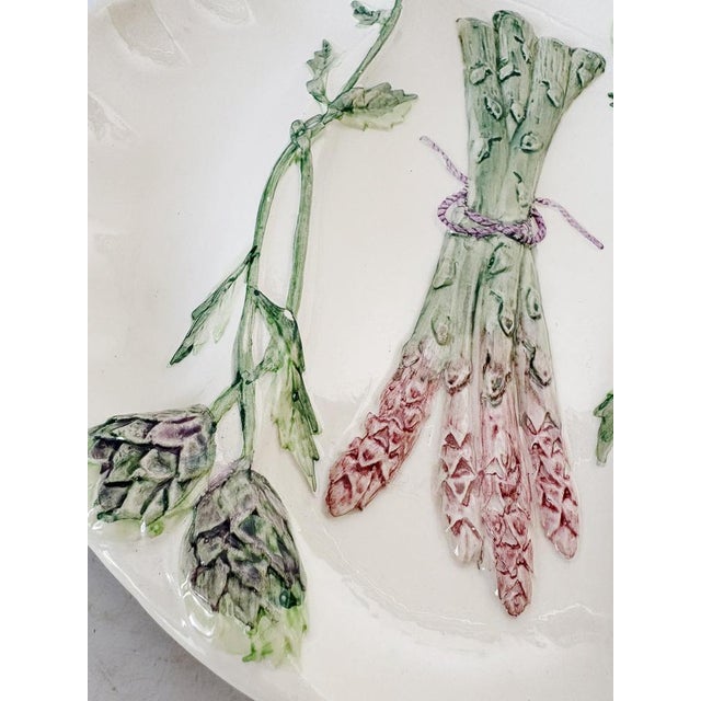 Majolica and Porcelain Plates, France, 1960s, Set of 3 For Sale - Image 9 of 15