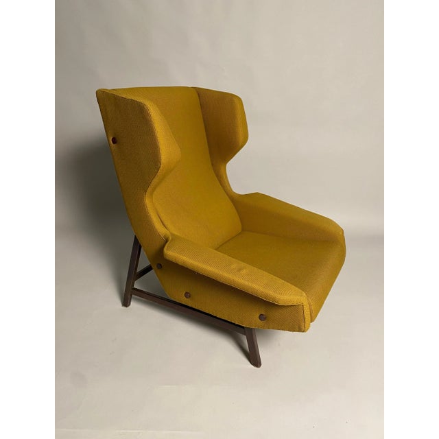 Wood Set of Wingback Armchairs Model 877 by Gianfranco Frattini for Cassina 1959 For Sale - Image 7 of 11