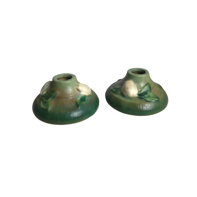 Vintage 1940’s Roseville Pottery Candle Stick Holders Gardenia Green White #651 - a Pair For Sale In Orlando - Image 6 of 8