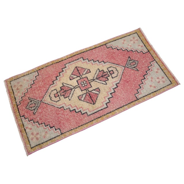 1970s Vintage Hand Knotted Small Rug Enrtway Mat, Kitchen Bathroom Decor 2x3 Ft Approx For Sale - Image 6 of 14