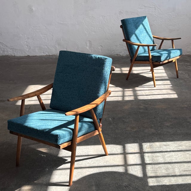 Czechoslovakian Lounge Chairs from Ton, 1960, Set of 2 For Sale - Image 4 of 15