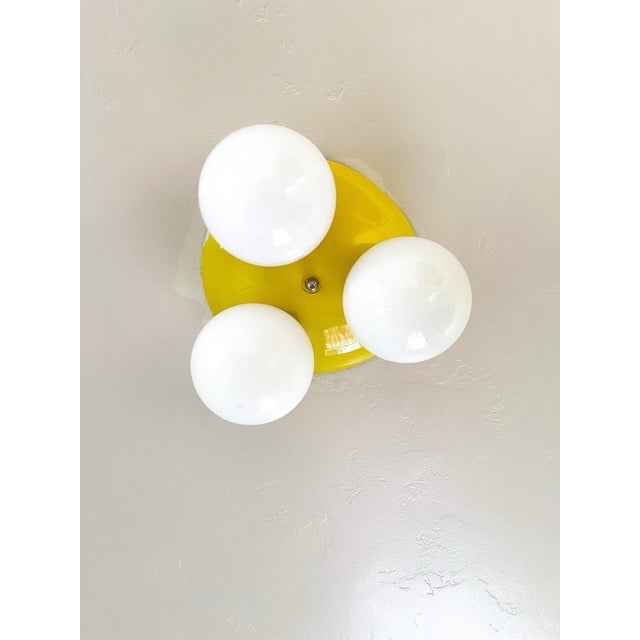 1960s 1970s 3-Globe Space Age Flush Mount Ceiling Light Mid-Century Modern For Sale - Image 5 of 5