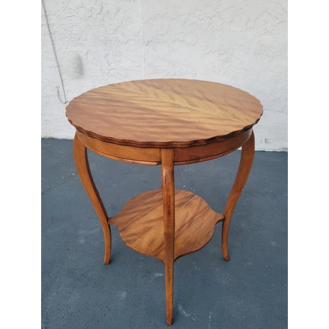 1910s Rj Horner Ny Antique Solid Wood Scalloped Side / End / Parlor Table With Shelf For Sale - Image 9 of 11