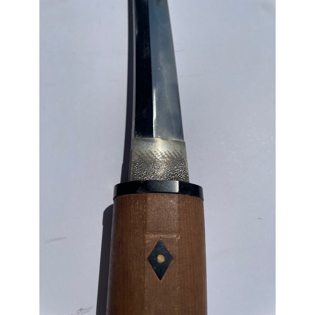 Japanese Antique Samurai Sword Long Wakizashi With Sheath : Muromachi (1336–1573) Japan Far East Easter Arms and Armor Weaponry For Sale - Image 3 of 17