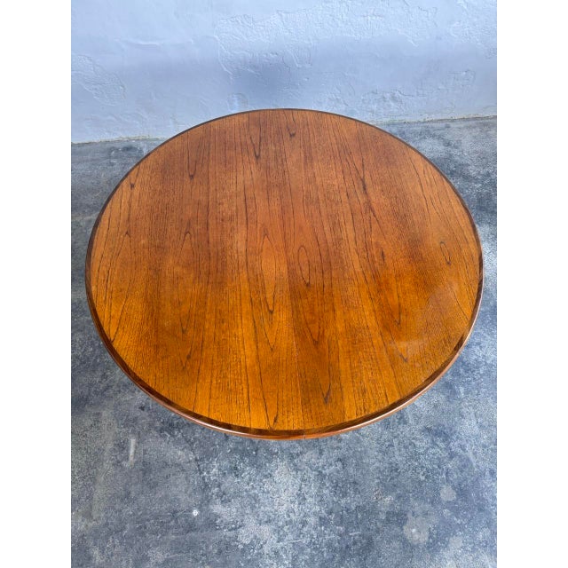 1960s Round Extending Dining Table in Teak from G-Plan, 1970s For Sale - Image 5 of 13