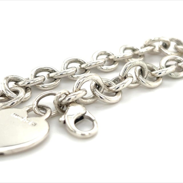 1990s Tiffany & Co Estate Heart Charm Bracelet Sterling Silver 7.5" 36 Grams For Sale In New York - Image 6 of 7