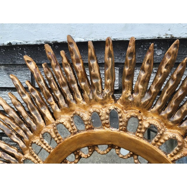 19th Century Italian Gilded Sunburst Mirror – Handcrafted Solid Wood For Sale - Image 4 of 9