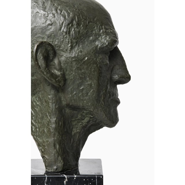 Sculpture of General Harald Petri For Sale - Image 4 of 9