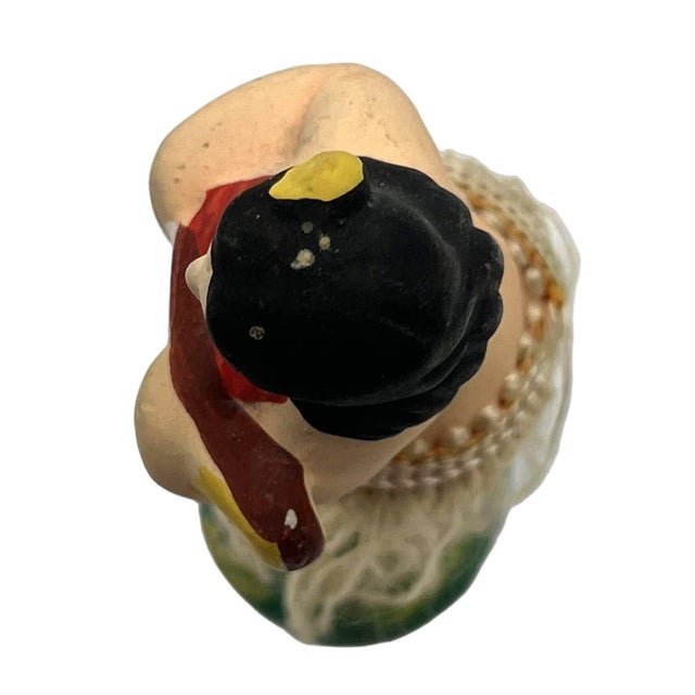 Brown Mid 20th Century Ceramic Hawaii Hula Girl Dancing Ukulele Player Bobble Doll For Sale - Image 8 of 10