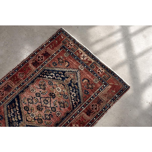 Vintage Hand-Woven Oriental Rug in Wool, 1960s For Sale - Image 12 of 18