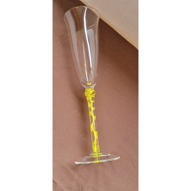 Glass Mid 20th Century Yellow Swirl Stemmed Champagne Flutes, Unnamed- Set of 4 For Sale - Image 7 of 12