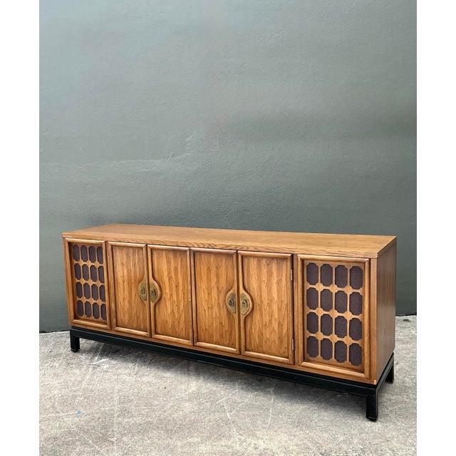 Vintage MCM Stereo Cabinet Credenza For Sale - Image 4 of 12