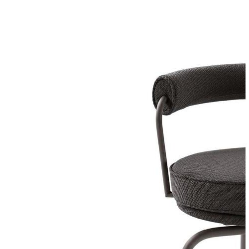 Outdoor 7 Swivel Chair by Charlotte Perriand for Cassina For Sale - Image 3 of 12