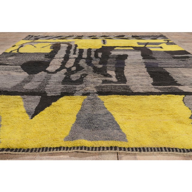 Contemporary Beni Mrirt Moroccan Rug, 08'11 X 11'10 For Sale - Image 9 of 10