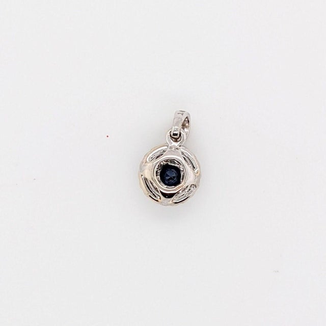 2020s Blue Sapphire Pendant W Earth Mined Diamonds in Solid 14k White Gold Round 4mm For Sale - Image 5 of 5